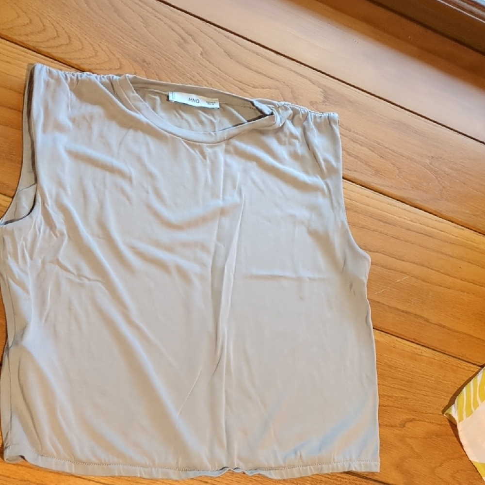 3for$25 Elegant Gray Sleeveless Top